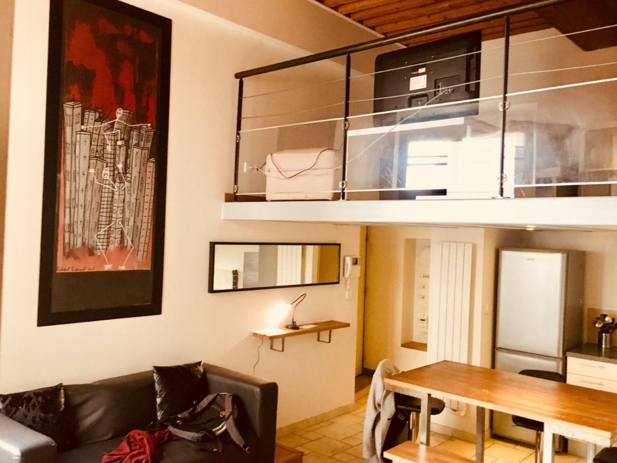 Le Calme De L'Opera. Apartment Lyon Luaran gambar